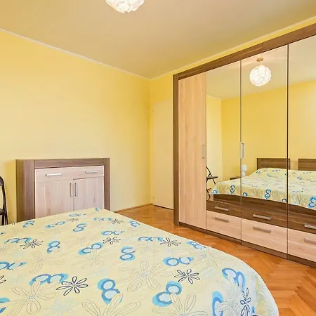 Rosa Apartment *
